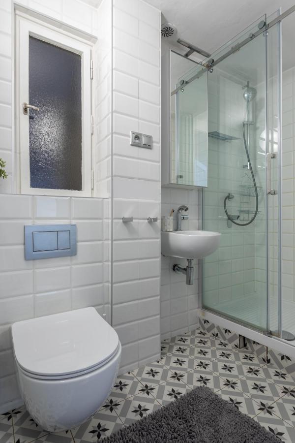 Deluxe Apartment In Old Town By Prague Days Bagian luar foto
