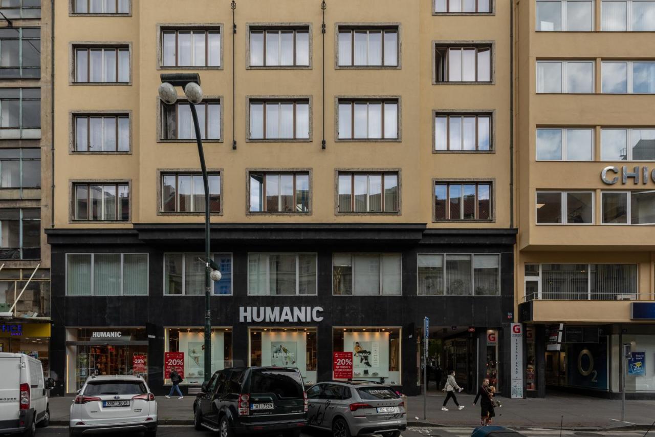 Deluxe Apartment In Old Town By Prague Days Bagian luar foto